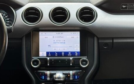 Ford Mustang VI рестайлинг, 2021 год, 2 790 000 рублей, 18 фотография