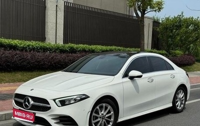 Mercedes-Benz A-Класс, 2022 год, 1 850 000 рублей, 1 фотография