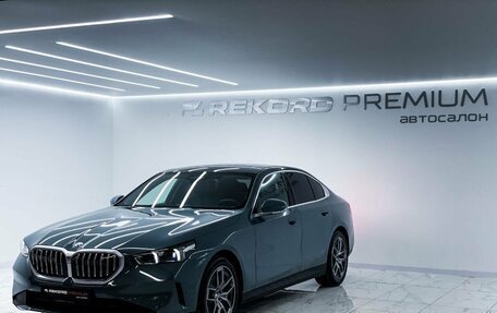 BMW 5 серия, 2024 год, 7 500 000 рублей, 3 фотография