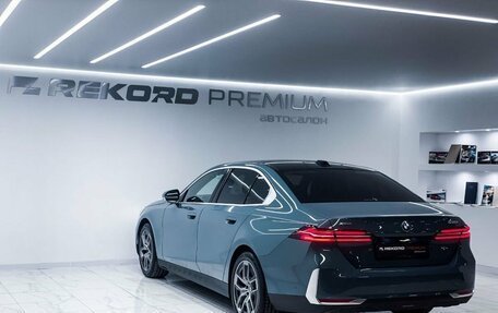BMW 5 серия, 2024 год, 7 500 000 рублей, 28 фотография