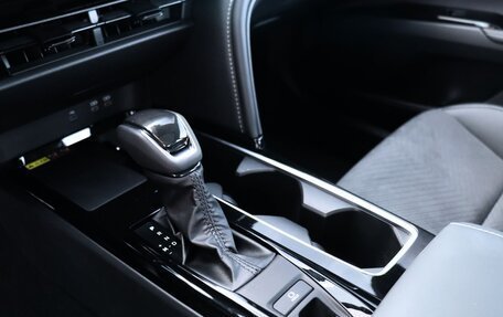 Toyota Camry, 2024 год, 3 999 000 рублей, 21 фотография