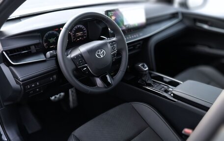 Toyota Camry, 2024 год, 3 999 000 рублей, 17 фотография