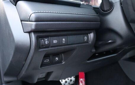 Toyota Camry, 2024 год, 3 999 000 рублей, 16 фотография