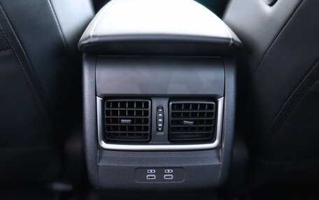 Toyota Camry, 2024 год, 3 999 000 рублей, 37 фотография