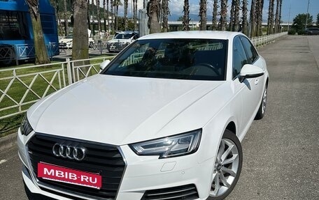 Audi A4, 2017 год, 2 400 000 рублей, 9 фотография