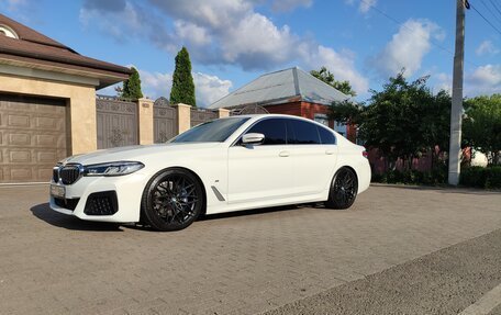 BMW 5 серия, 2021 год, 6 000 000 рублей, 9 фотография