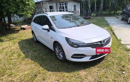 Opel Astra K, 2021 год, 1 749 000 рублей, 6 фотография