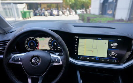 Volkswagen Touareg III, 2021 год, 3 875 000 рублей, 8 фотография
