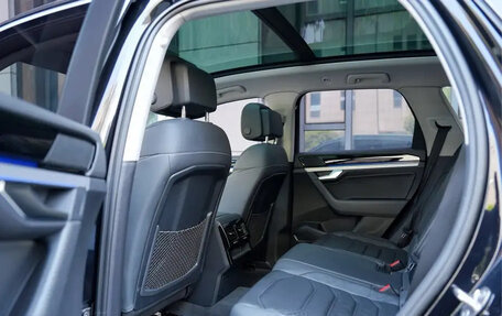 Volkswagen Touareg III, 2021 год, 3 875 000 рублей, 16 фотография