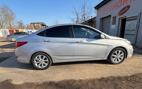 Hyundai Solaris II рестайлинг, 2014 год, 780 000 рублей, 3 фотография