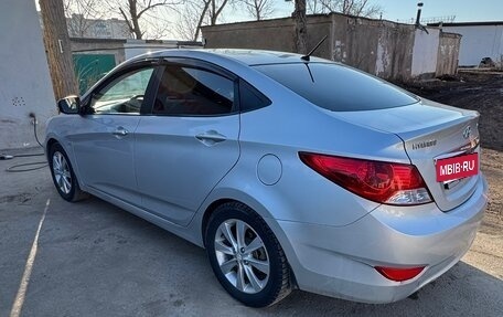 Hyundai Solaris II рестайлинг, 2014 год, 780 000 рублей, 5 фотография