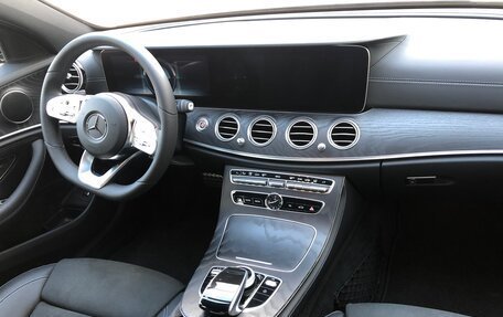 Mercedes-Benz E-Класс, 2018 год, 4 250 000 рублей, 7 фотография
