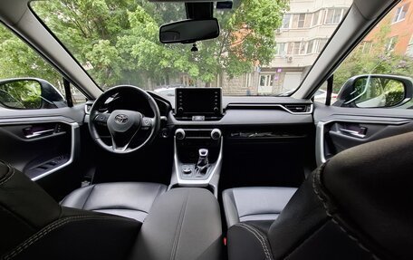 Toyota RAV4, 2020 год, 3 200 000 рублей, 3 фотография