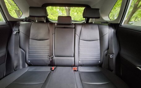 Toyota RAV4, 2020 год, 3 200 000 рублей, 8 фотография