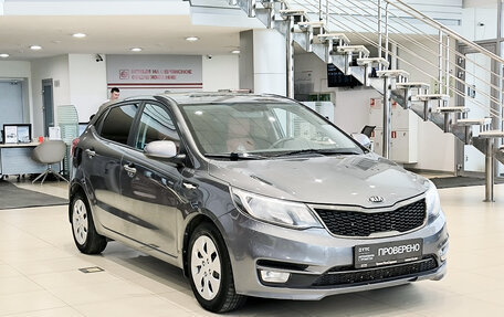 KIA Rio III рестайлинг, 2017 год, 990 000 рублей, 3 фотография
