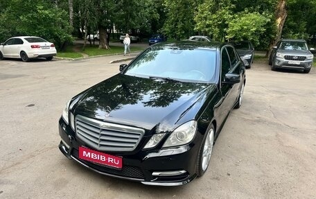 Mercedes-Benz E-Класс, 2012 год, 1 800 000 рублей, 1 фотография