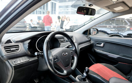 KIA Rio III рестайлинг, 2017 год, 990 000 рублей, 16 фотография