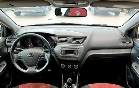 KIA Rio III рестайлинг, 2017 год, 990 000 рублей, 14 фотография