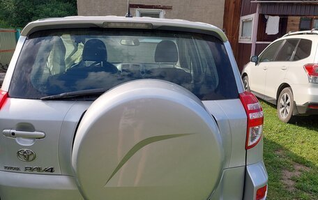 Toyota RAV4, 2010 год, 1 100 000 рублей, 2 фотография