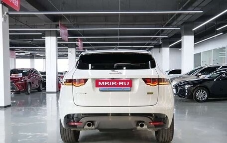 Jaguar F-Pace, 2021 год, 3 267 500 рублей, 6 фотография