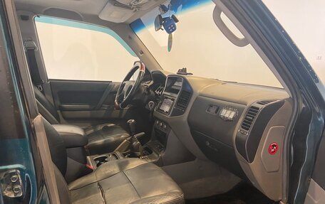 Mitsubishi Pajero III рестайлинг, 2002 год, 750 000 рублей, 6 фотография