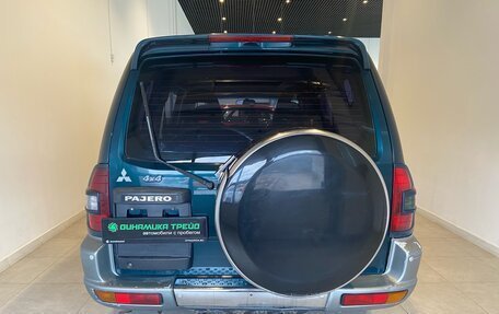 Mitsubishi Pajero III рестайлинг, 2002 год, 750 000 рублей, 17 фотография