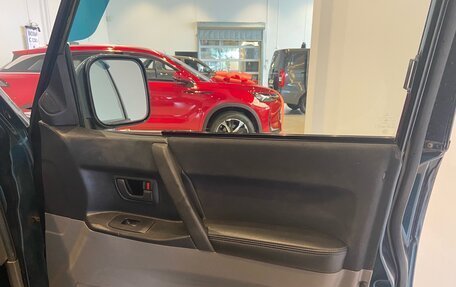Mitsubishi Pajero III рестайлинг, 2002 год, 750 000 рублей, 14 фотография