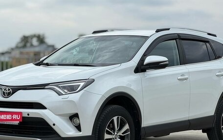 Toyota RAV4, 2018 год, 2 420 000 рублей, 25 фотография