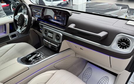 Mercedes-Benz G-Класс AMG, 2022 год, 22 000 000 рублей, 28 фотография