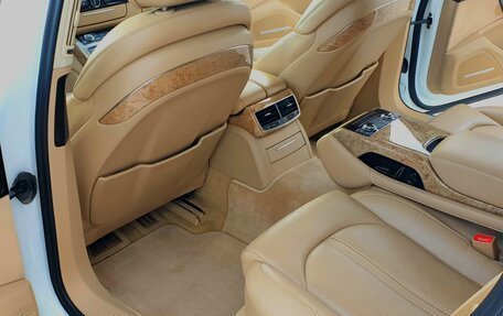 Audi A8, 2011 год, 2 550 000 рублей, 16 фотография