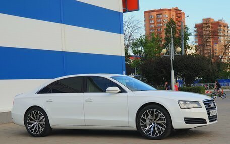 Audi A8, 2011 год, 2 550 000 рублей, 4 фотография