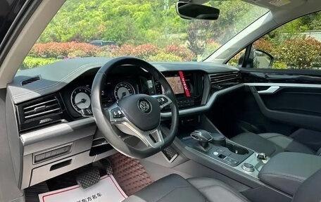 Volkswagen Touareg III, 2021 год, 3 850 000 рублей, 4 фотография