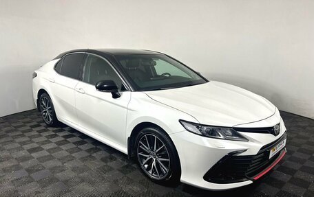 Toyota Camry, 2021 год, 3 180 000 рублей, 3 фотография