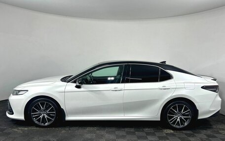 Toyota Camry, 2021 год, 3 180 000 рублей, 8 фотография