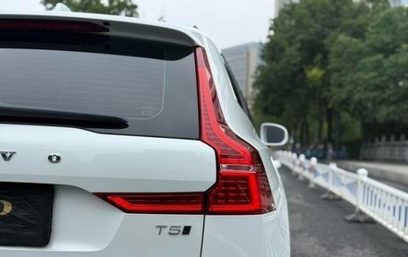 Volvo XC60 II, 2021 год, 2 850 000 рублей, 7 фотография