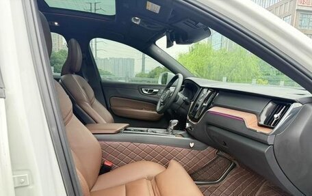 Volvo XC60 II, 2021 год, 2 850 000 рублей, 15 фотография