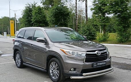 Toyota Highlander III, 2014 год, 2 736 800 рублей, 3 фотография