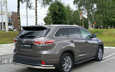 Toyota Highlander III, 2014 год, 2 736 800 рублей, 6 фотография