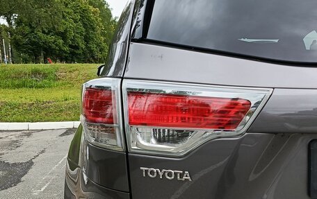 Toyota Highlander III, 2014 год, 2 736 800 рублей, 11 фотография