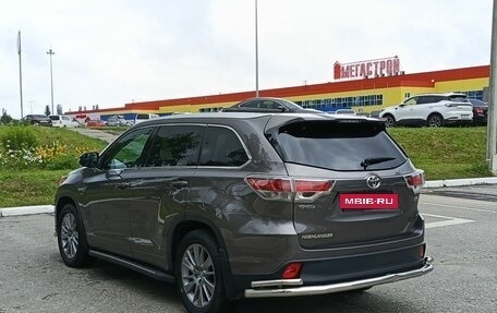 Toyota Highlander III, 2014 год, 2 736 800 рублей, 8 фотография