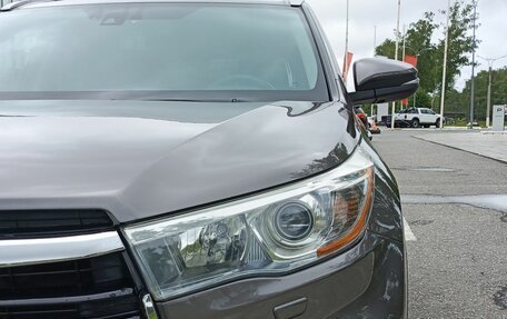 Toyota Highlander III, 2014 год, 2 736 800 рублей, 21 фотография