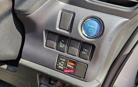 Toyota Noah III, 2014 год, 1 620 000 рублей, 10 фотография