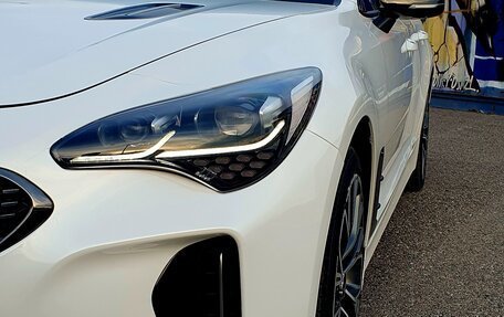 KIA Stinger I, 2018 год, 2 600 000 рублей, 1 фотография