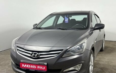 Hyundai Solaris II рестайлинг, 2015 год, 1 050 000 рублей, 1 фотография