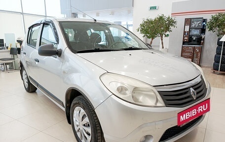 Renault Sandero I, 2013 год, 484 000 рублей, 3 фотография