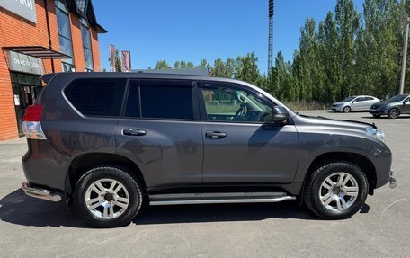 Toyota Land Cruiser Prado 150 рестайлинг 2, 2013 год, 2 850 000 рублей, 8 фотография