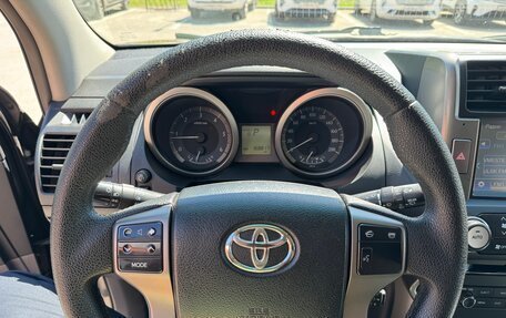 Toyota Land Cruiser Prado 150 рестайлинг 2, 2013 год, 2 850 000 рублей, 9 фотография