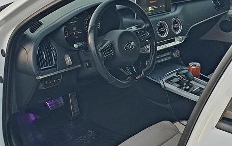 KIA Stinger I, 2018 год, 2 600 000 рублей, 6 фотография