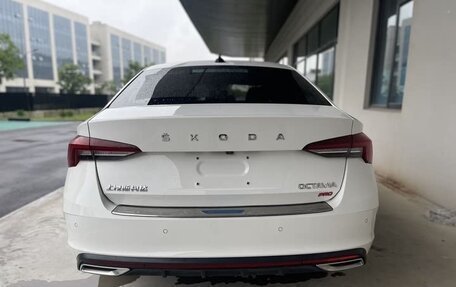 Skoda Octavia IV, 2022 год, 2 042 334 рублей, 4 фотография