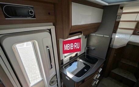 Mercedes-Benz Vito, 2020 год, 18 000 000 рублей, 18 фотография
